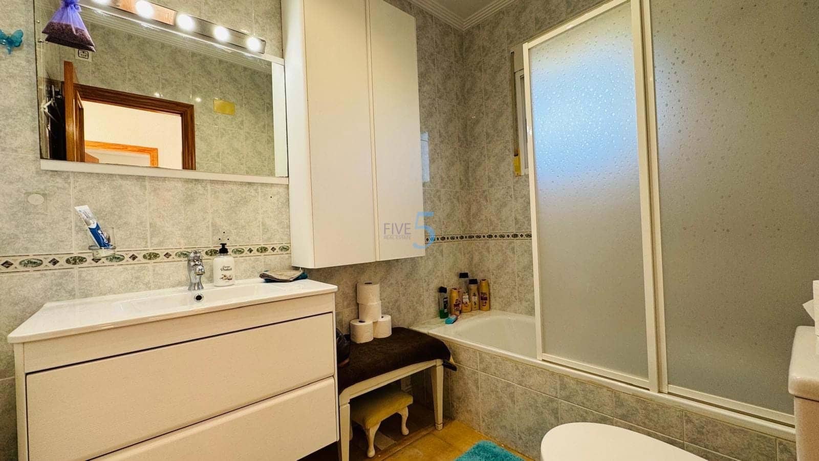 3 bedroom Villa for sale in Villamartin with pool garage - € 270,000 (Ref: 9271964)