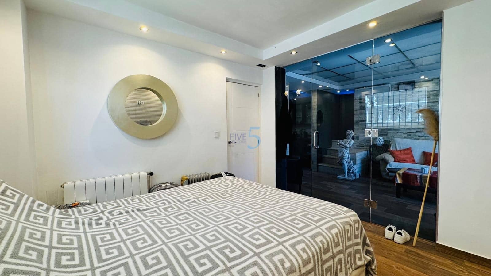 3 bedroom Villa for sale in Villamartin with pool garage - € 270,000 (Ref: 9271964)