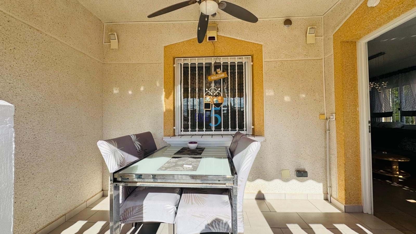 3 bedroom Villa for sale in Villamartin with pool garage - € 270,000 (Ref: 9271964)