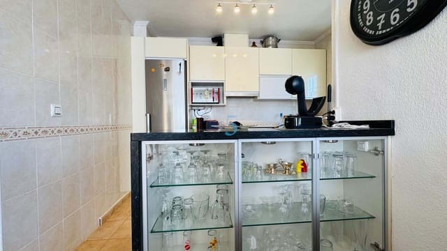 3 bedroom Villa for sale in Villamartin, Orihuela with pool garage - € 270,000 (Ref: 9271964)