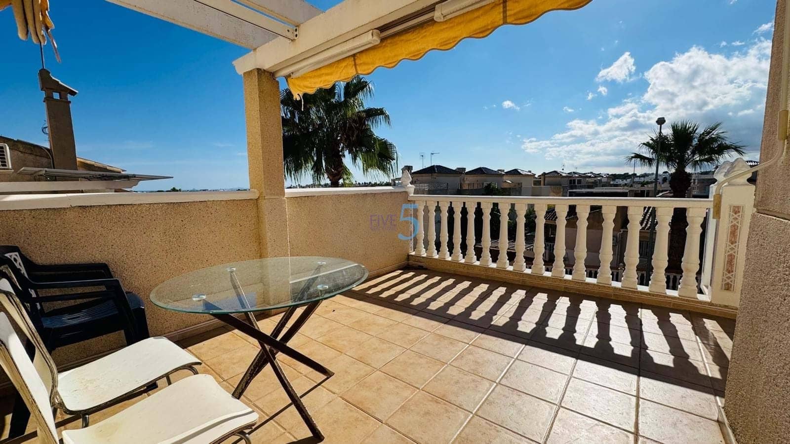 3 bedroom Villa for sale in Villamartin with pool garage - € 270,000 (Ref: 9271964)