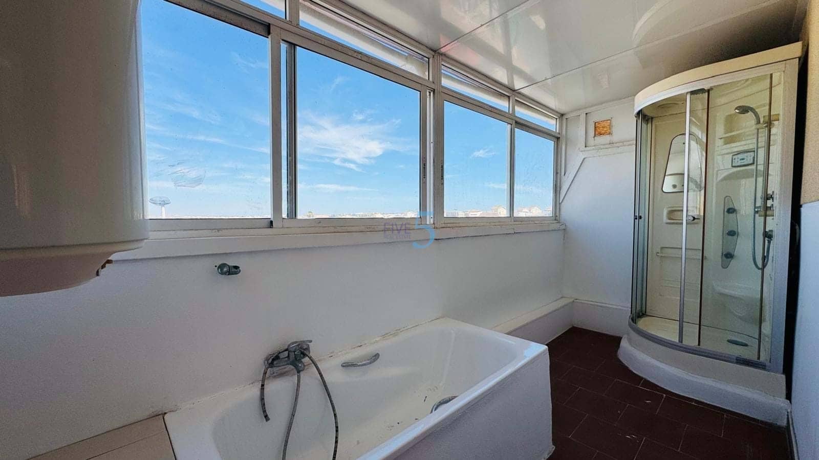 2 soverom Hus til salgs i Torrevieja med svømmebasseng garasje - € 160 000 (Ref: 9271965)