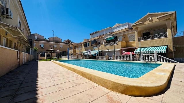 2 soverom Hus til salgs i Torrevieja med svømmebasseng garasje - € 160 000 (Ref: 9271965)