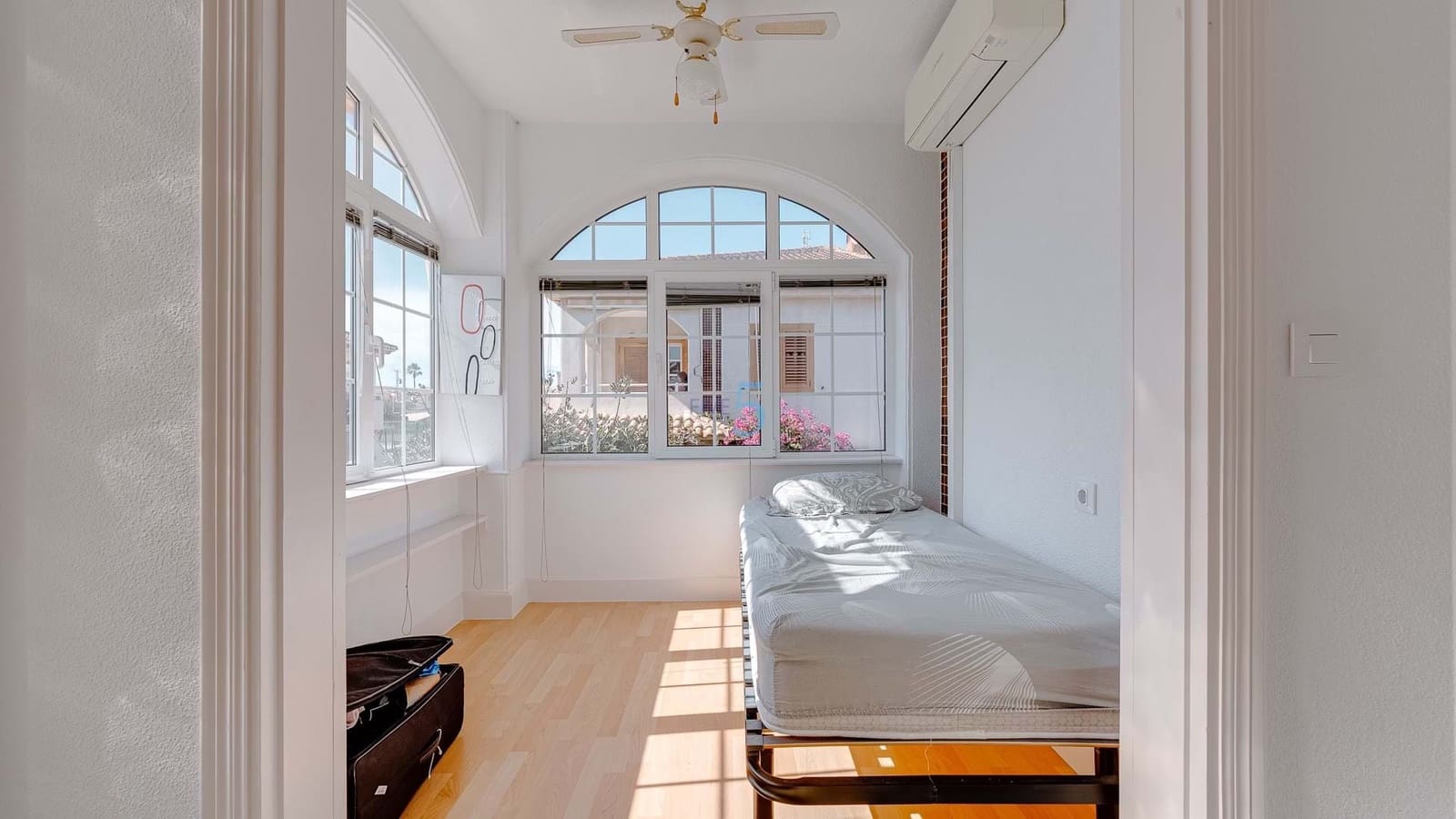 4 soverom Leilighet til salgs i Orihuela Costa med svømmebasseng - € 237 500 (Ref: 9275396)