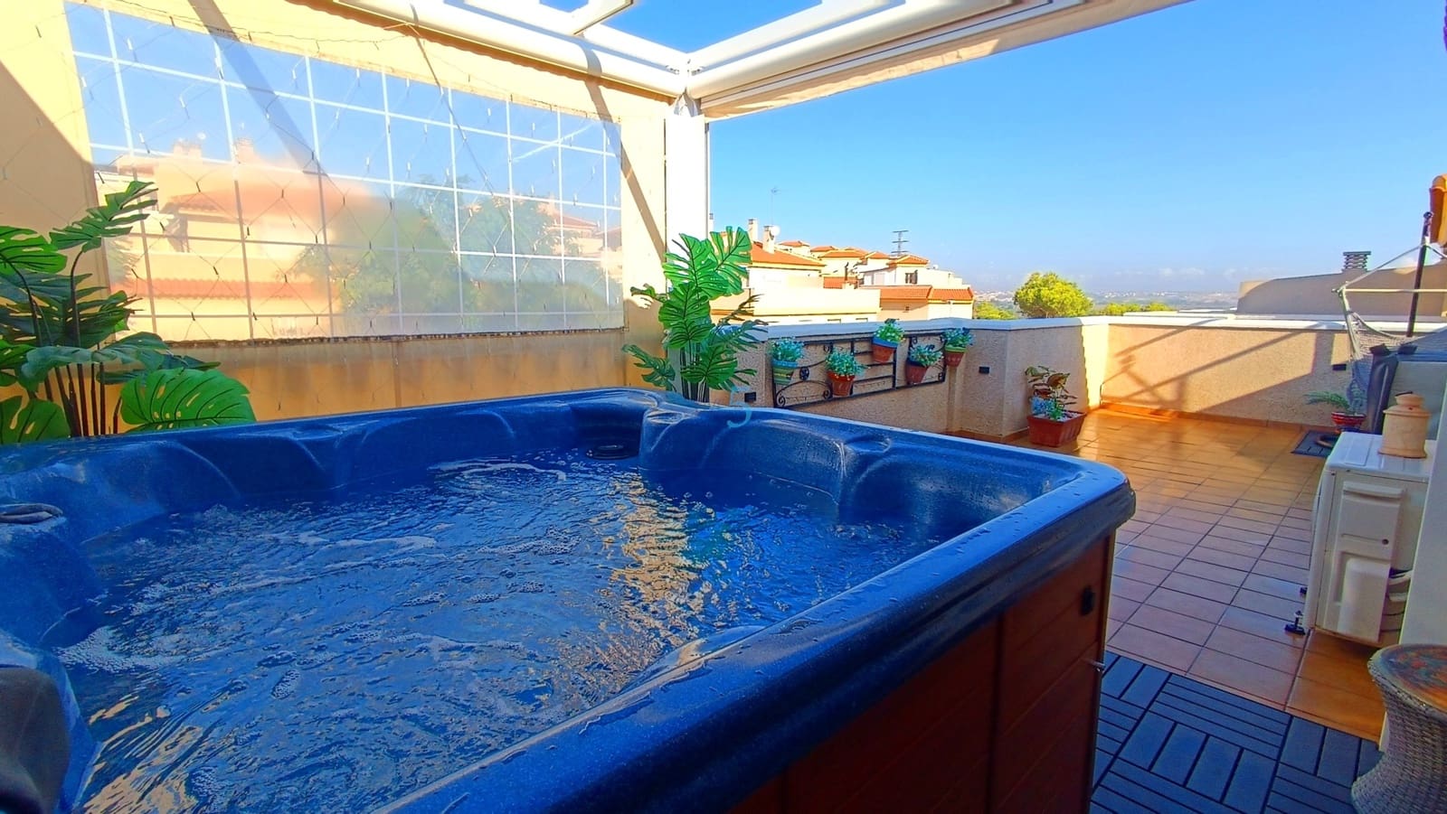 3 chambre Appartement à vendre à Guardamar del Segura avec piscine garage - 175 000 € (Ref: 9279894)