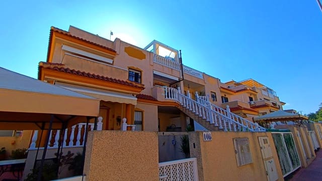 3 chambre Appartement à vendre à Guardamar del Segura avec piscine garage - 175 000 € (Ref: 9279894)