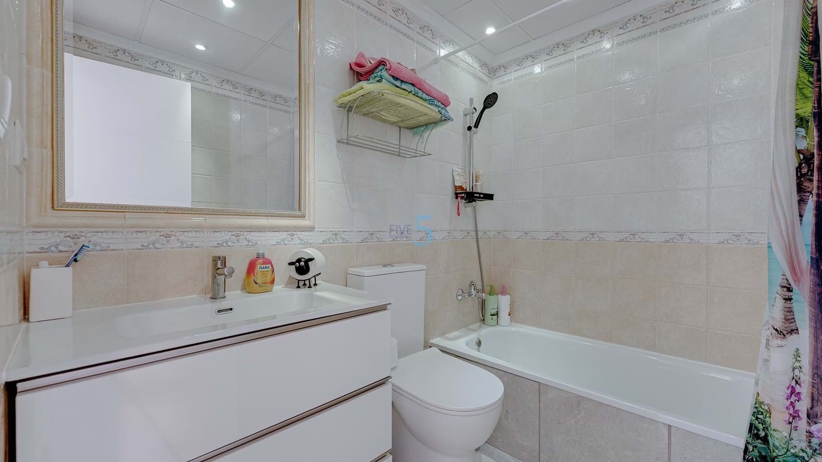 3 chambre Appartement à vendre à Guardamar del Segura avec piscine garage - 175 000 € (Ref: 9279894)