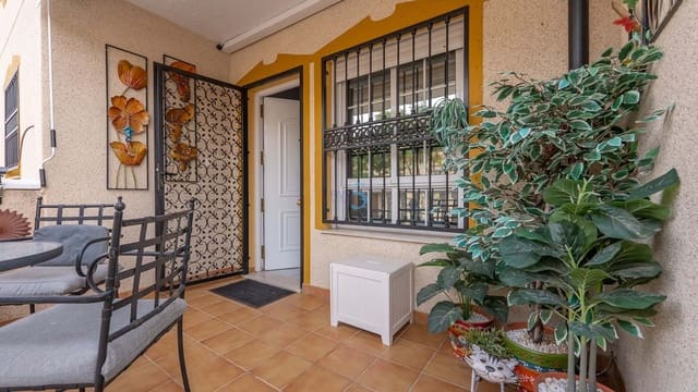 3 chambre Appartement à vendre à Guardamar del Segura avec piscine garage - 175 000 € (Ref: 9279894)