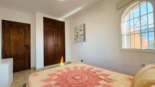 3 chambre Villa/Maison à vendre à Playa Flamenca, Orihuela avec piscine - 269 000 € (Ref: 9283066)