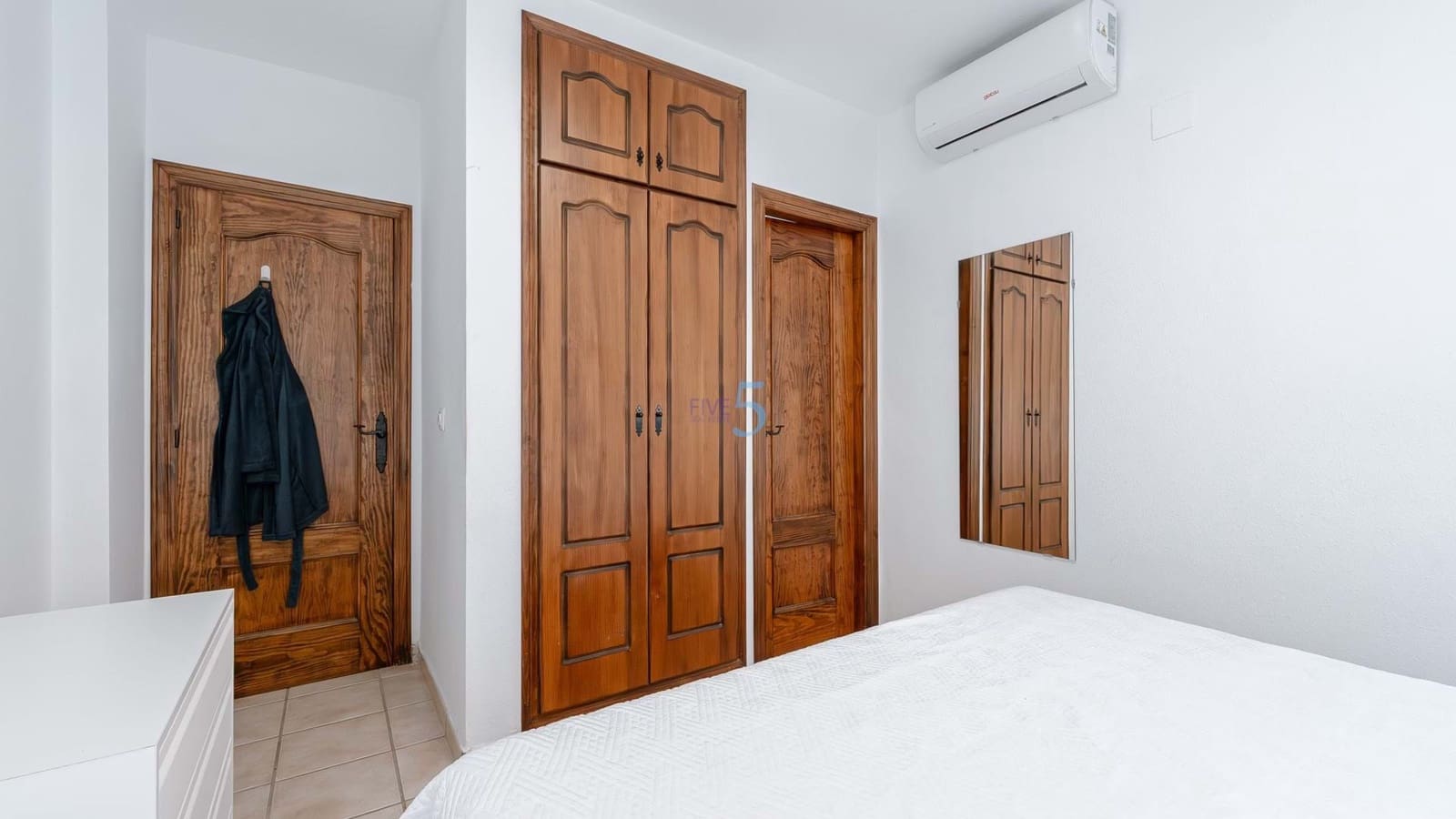 3 makuuhuone Huvila myytävänä paikassa Playa Flamenca mukana uima-altaan - 269 000 € (Ref: 9283066)