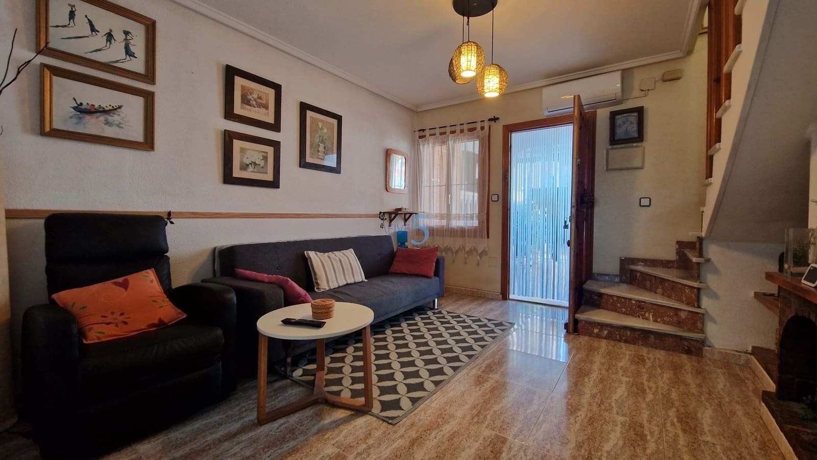 2 soveværelse Byhus til salg i Los Altos med swimmingpool garage - € 174.950 (Ref: 9289587)