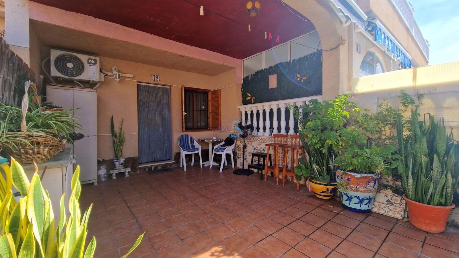 2 soveværelse Byhus til salg i Los Altos med swimmingpool garage - € 174.950 (Ref: 9289587)