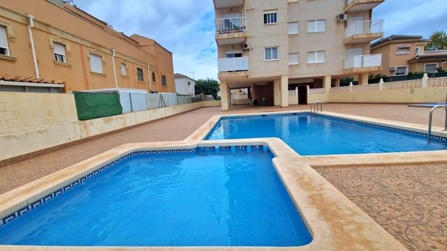 2 quarto Apartamento para venda em Torrevieja com piscina - 147 000 € (Ref: 9292393)