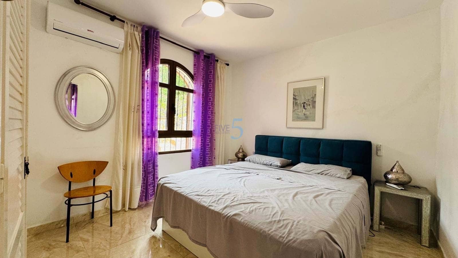 4 quarto Moradia para venda em Villamartin com piscina garagem - 770 000 € (Ref: 9293802)