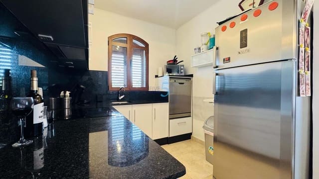 4 chambre Villa/Maison à vendre à Villamartin, Orihuela avec piscine garage - 810 000 € (Ref: 9293802)