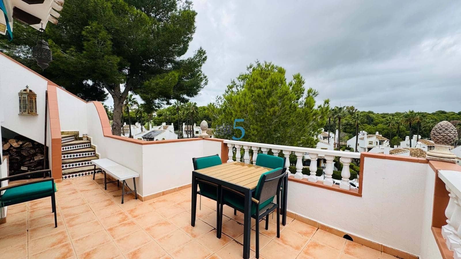 4 quarto Moradia para venda em Villamartin com piscina garagem - 770 000 € (Ref: 9293802)