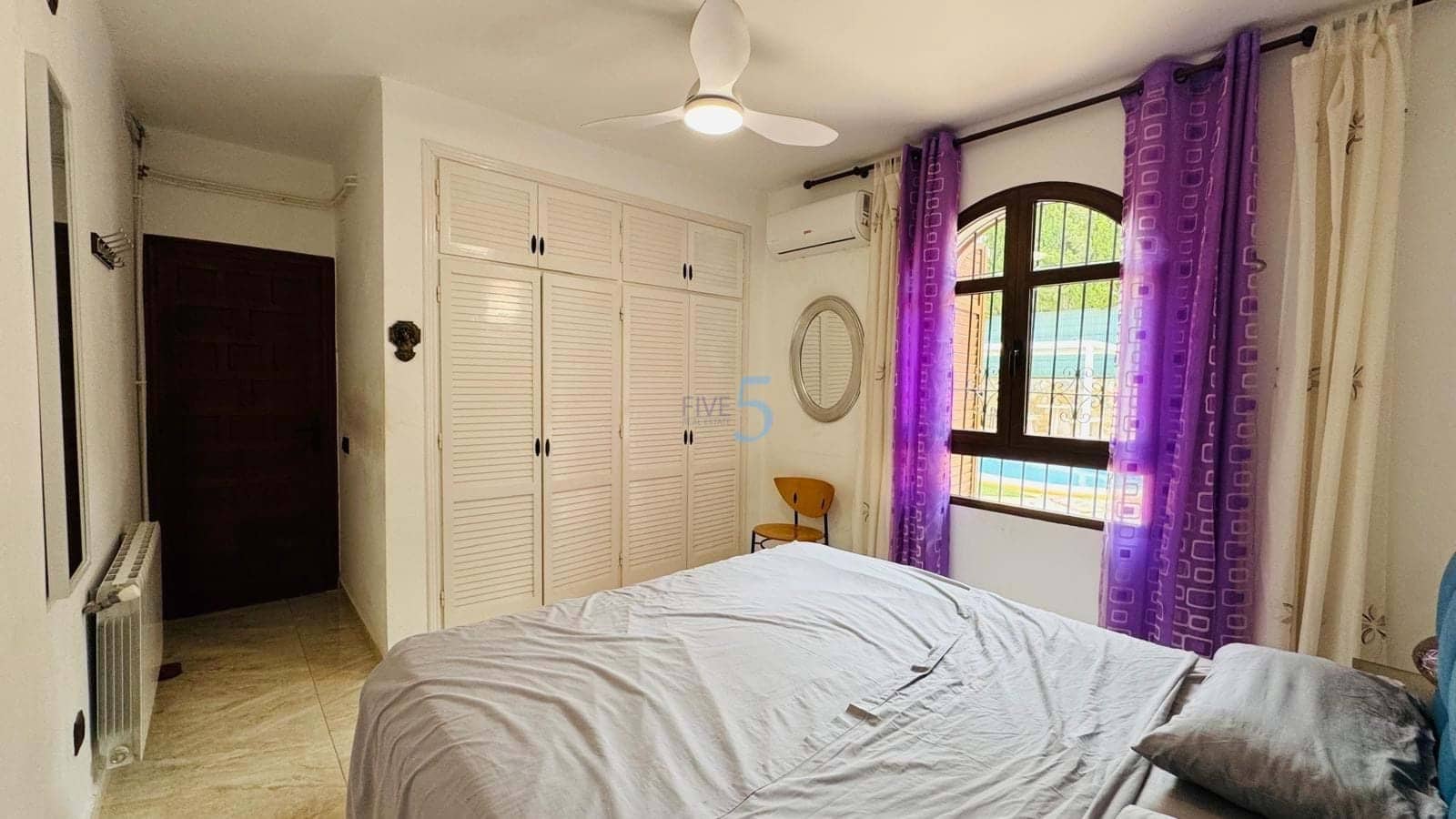 4 quarto Moradia para venda em Villamartin com piscina garagem - 770 000 € (Ref: 9293802)