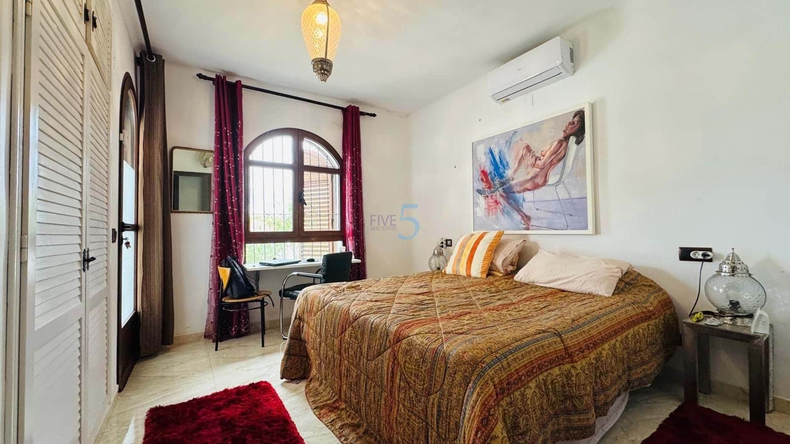 4 quarto Moradia para venda em Villamartin com piscina garagem - 770 000 € (Ref: 9293802)