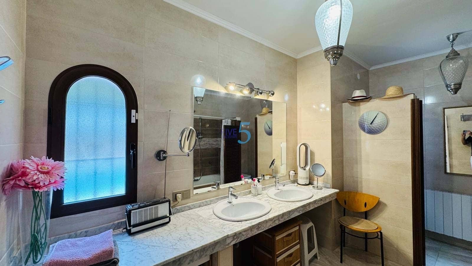 4 quarto Moradia para venda em Villamartin com piscina garagem - 770 000 € (Ref: 9293802)