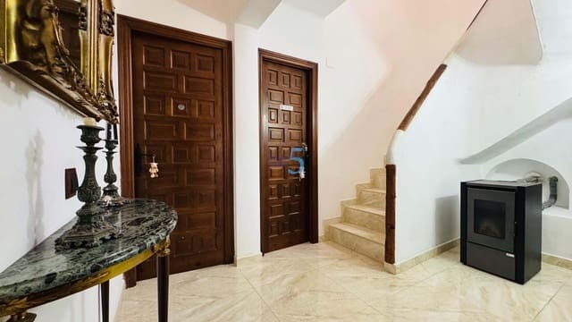 4 chambre Villa/Maison à vendre à Villamartin, Orihuela avec piscine garage - 810 000 € (Ref: 9293802)