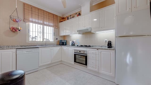 3 soveværelse Villa til salg i Ciudad Quesada, Rojales med swimmingpool - € 398.000 (Ref: 9294960)