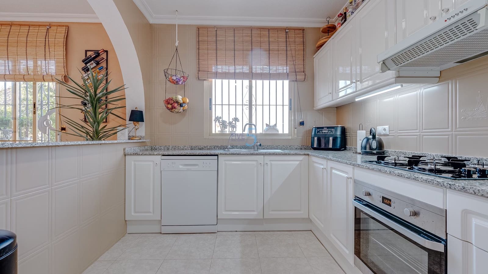 3 soveværelse Villa til salg i Ciudad Quesada med swimmingpool - € 398.000 (Ref: 9294960)