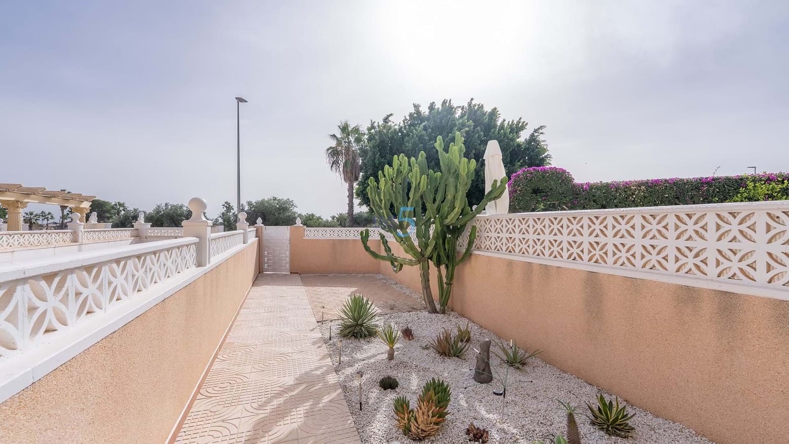 2 sovrum Hus till salu i Ciudad Quesada med pool - 169 999 € (Ref: 9294961)