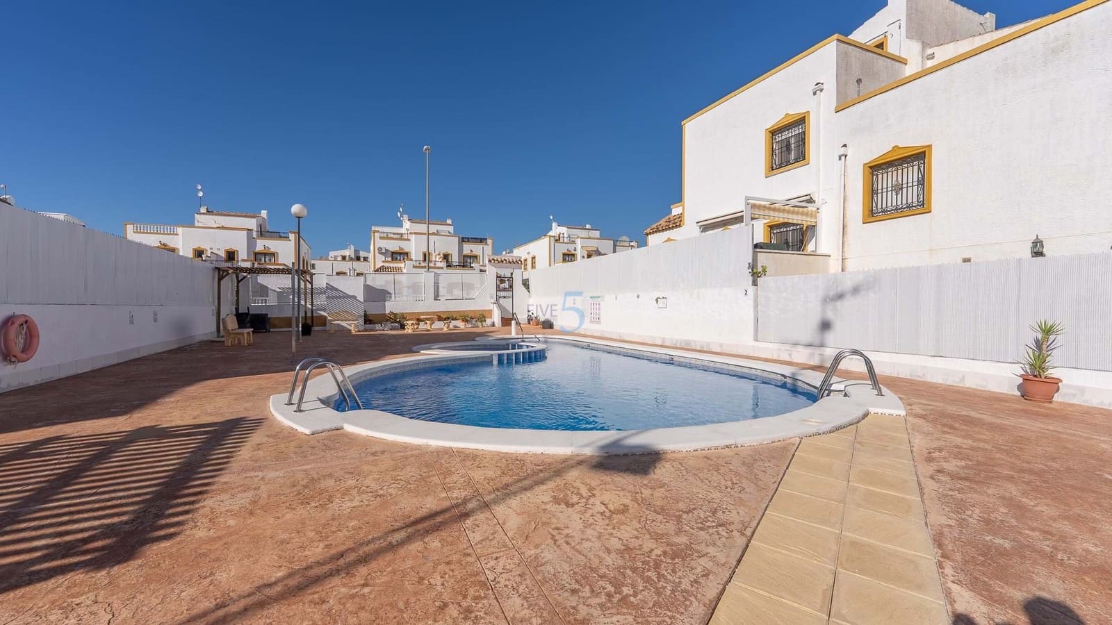 3 chambre Maison de Ville à vendre à Vistabella avec piscine - 185 000 € (Ref: 9296154)