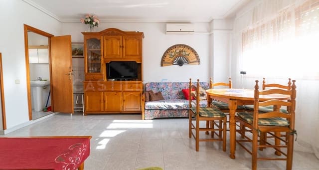 2 bedroom Apartment for sale in Torrevieja with pool - € 130,000 (Ref: 9298925)