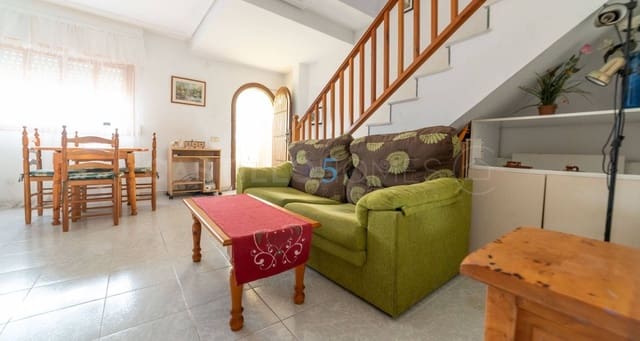 2 bedroom Apartment for sale in Torrevieja with pool - € 130,000 (Ref: 9298925)