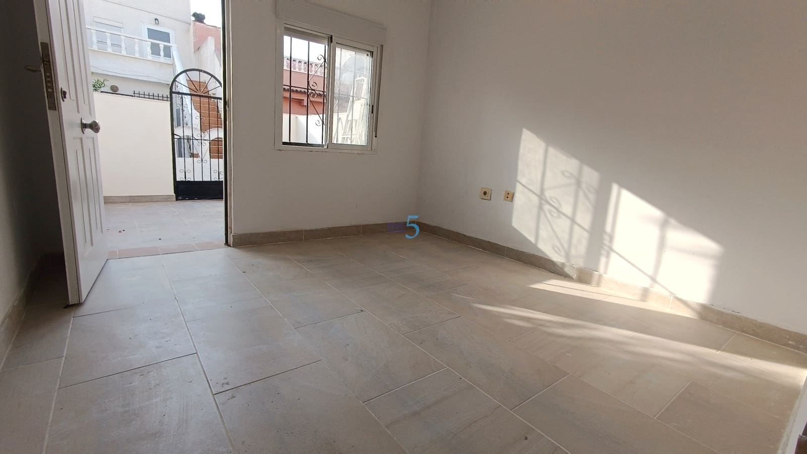 2 camera da letto Casa in vendita in Torrevieja con piscina - 120.000 € (Rif: 9298927)