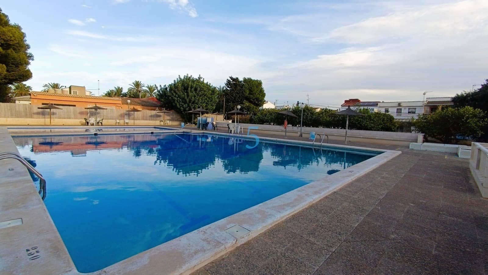 2 camera da letto Casa in vendita in Torrevieja con piscina - 120.000 € (Rif: 9298927)