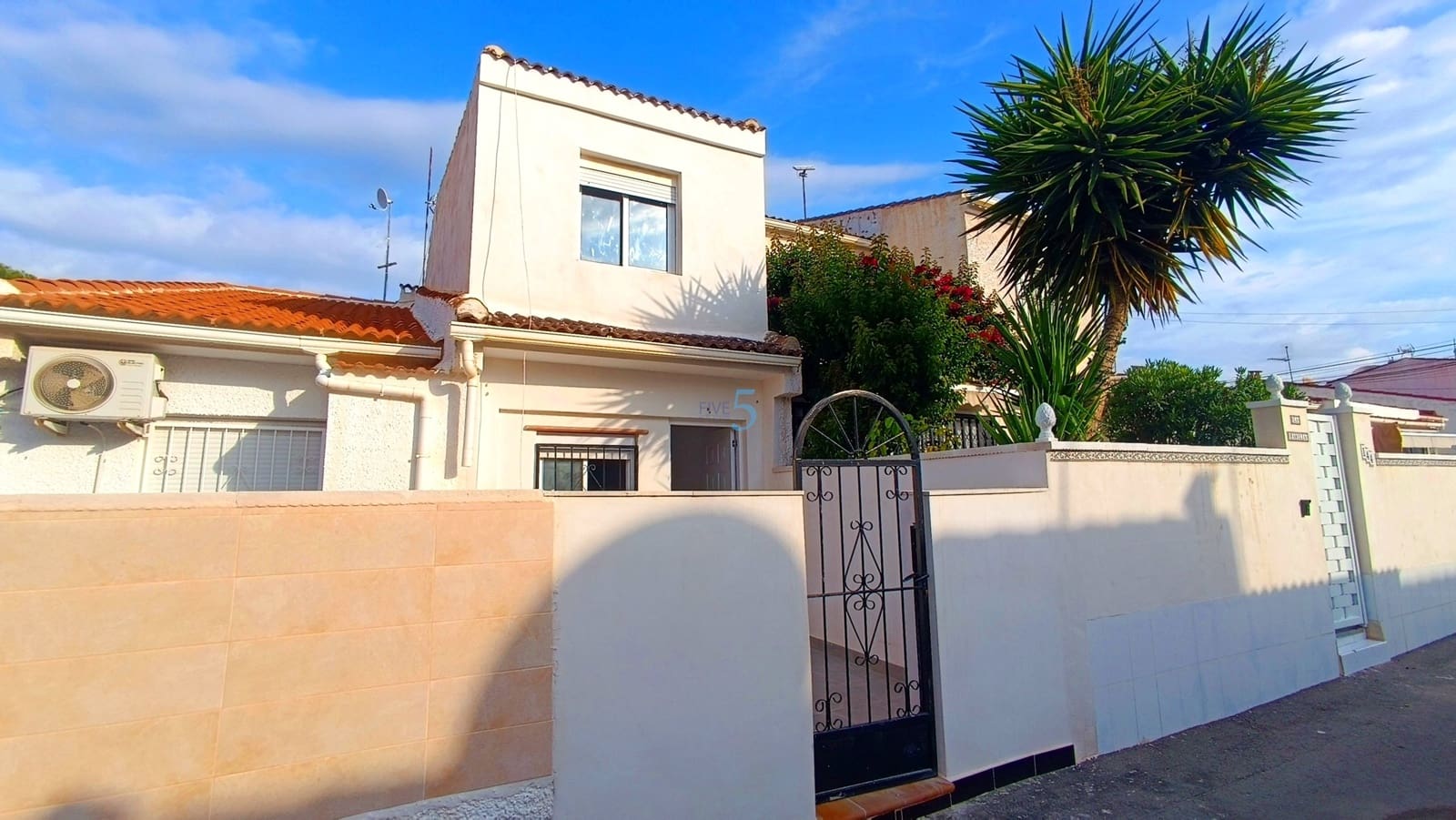 2 camera da letto Casa in vendita in Torrevieja con piscina - 120.000 € (Rif: 9298927)