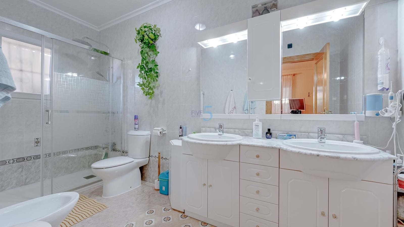 3 chambre Villa/Maison à vendre à Playa Flamenca avec piscine garage - 570 000 € (Ref: 9301894)