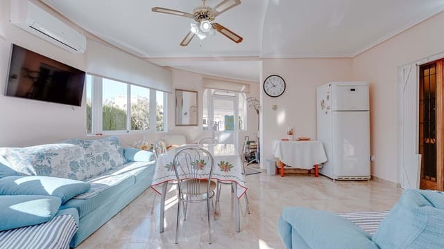 3 chambre Villa/Maison à vendre à Playa Flamenca, Orihuela avec piscine garage - 570 000 € (Ref: 9301894)