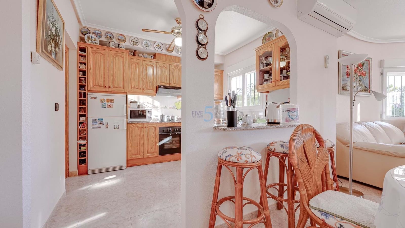 3 chambre Villa/Maison à vendre à Playa Flamenca avec piscine garage - 570 000 € (Ref: 9301894)