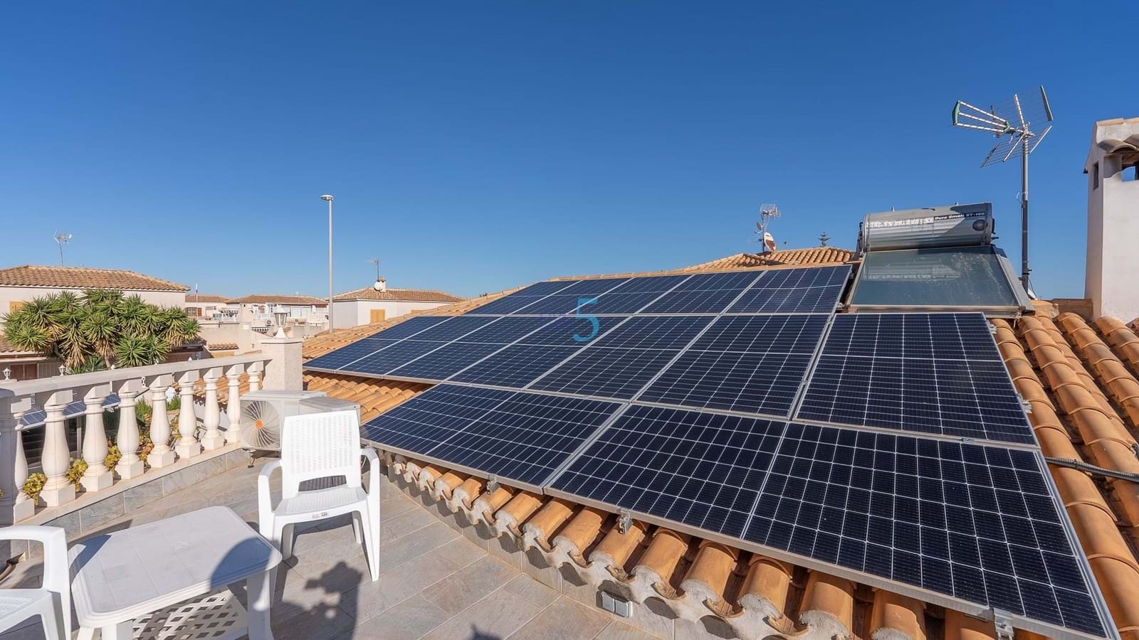 3 chambre Villa/Maison à vendre à Playa Flamenca avec piscine garage - 570 000 € (Ref: 9301894)