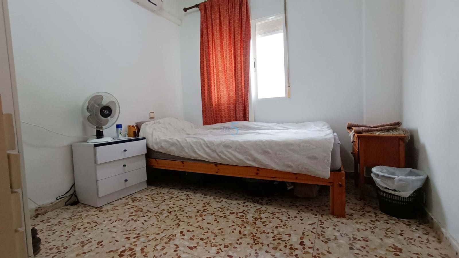 4 soveværelse Lejlighed til salg i Torrevieja med garage - € 175.000 (Ref: 9303859)