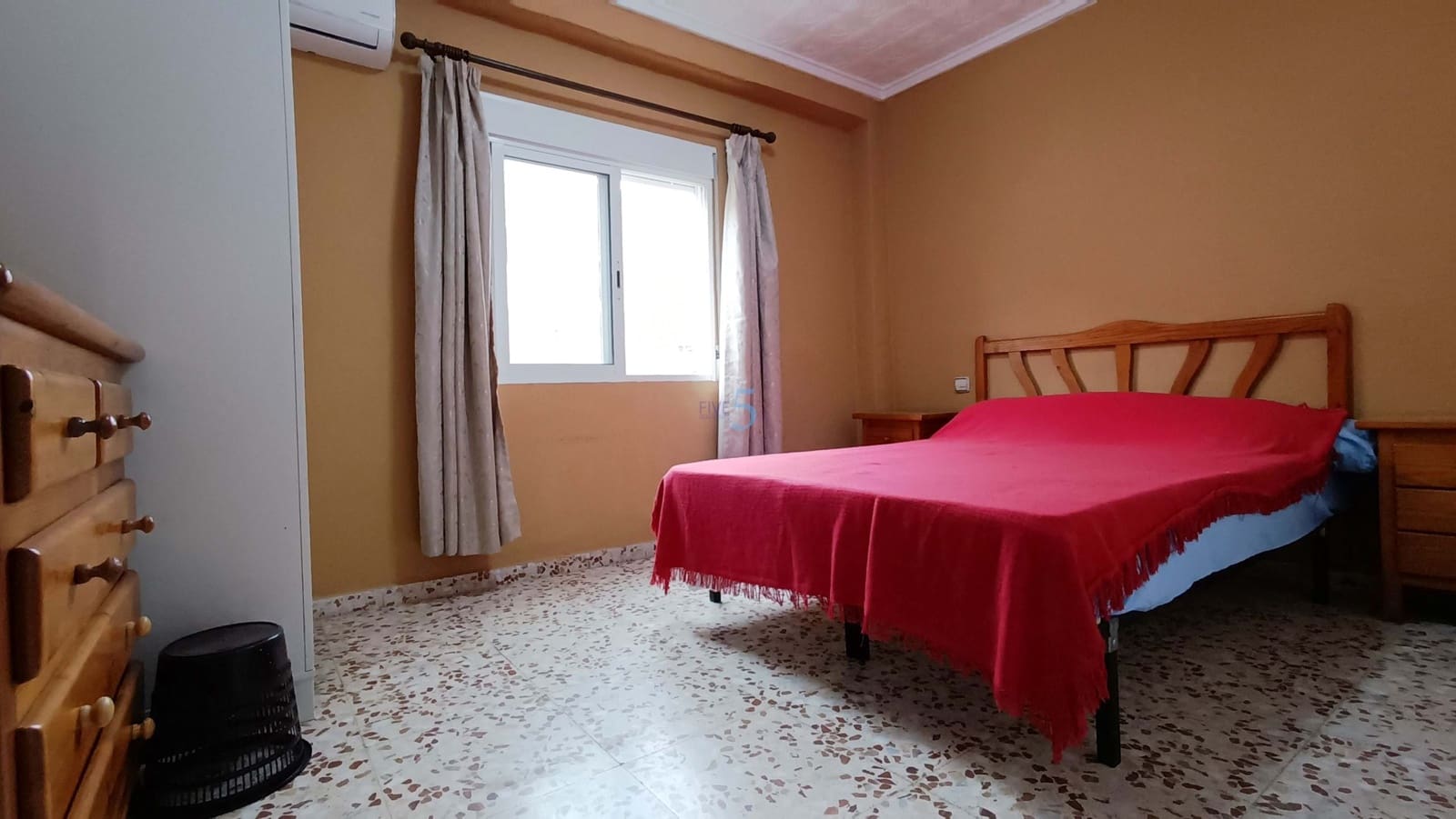 4 soveværelse Lejlighed til salg i Torrevieja med garage - € 175.000 (Ref: 9303859)