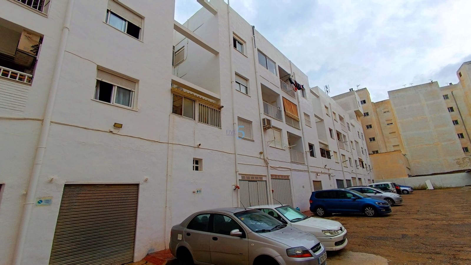 4 soveværelse Lejlighed til salg i Torrevieja med garage - € 175.000 (Ref: 9303859)