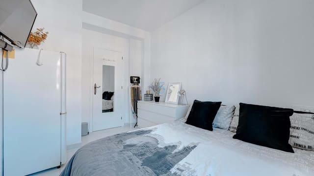 1 quarto Apartamento para venda em Villamartin, Orihuela com piscina - 105 000 € (Ref: 9308097)