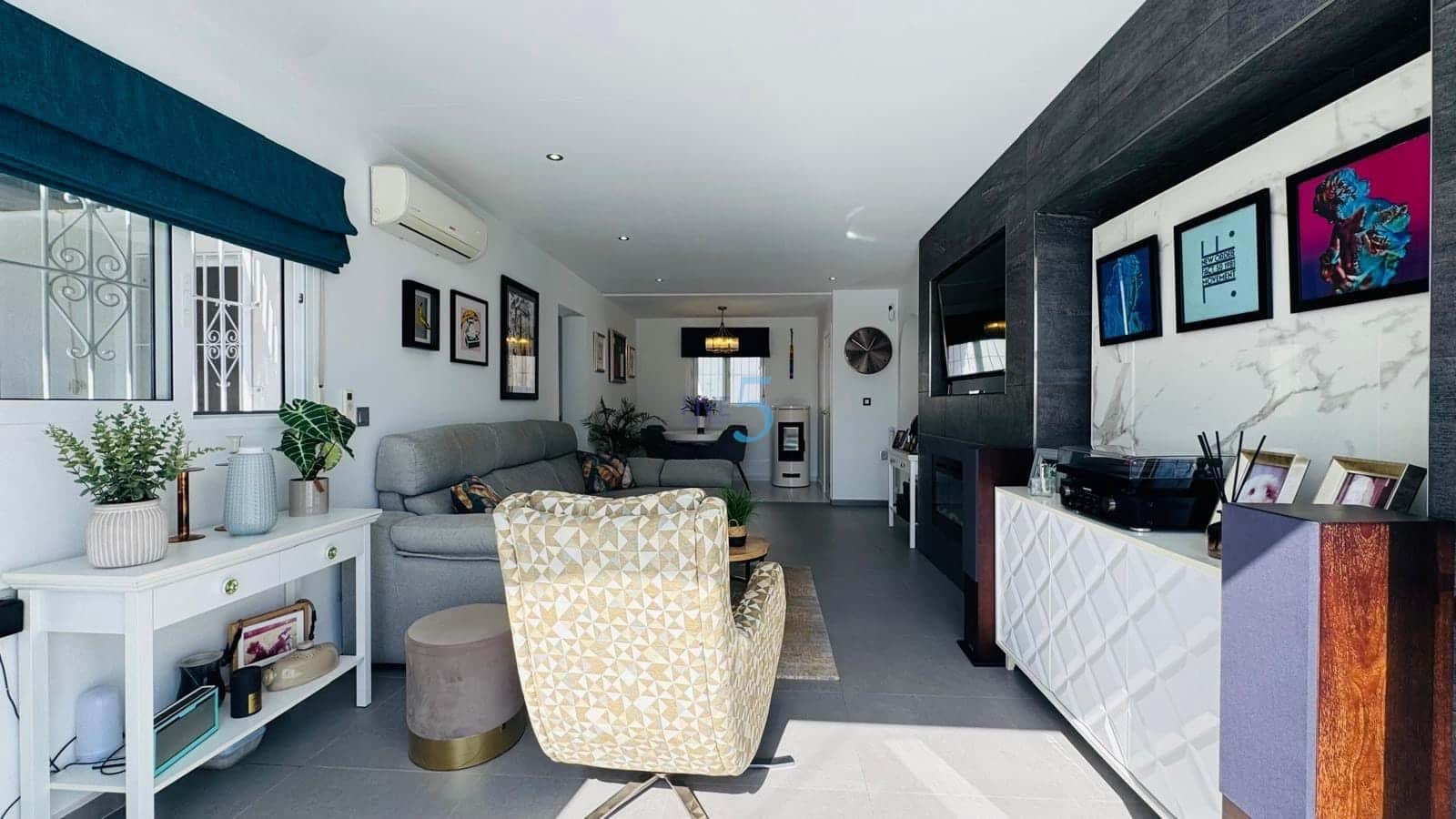 3 chambre Villa/Maison à vendre à Villamartin avec piscine garage - 465 000 € (Ref: 9311616)