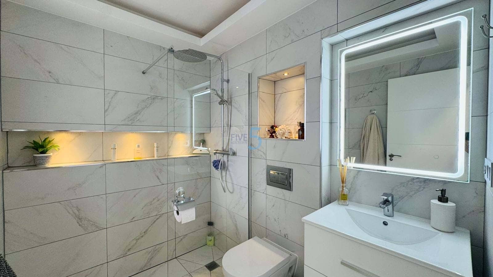 3 chambre Villa/Maison à vendre à Villamartin avec piscine garage - 465 000 € (Ref: 9311616)