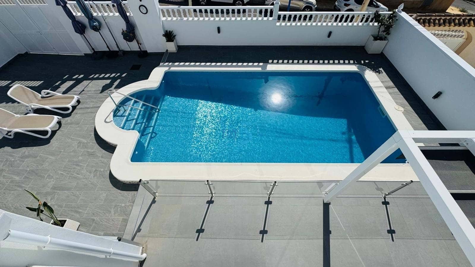 3 chambre Villa/Maison à vendre à Villamartin avec piscine garage - 465 000 € (Ref: 9311616)