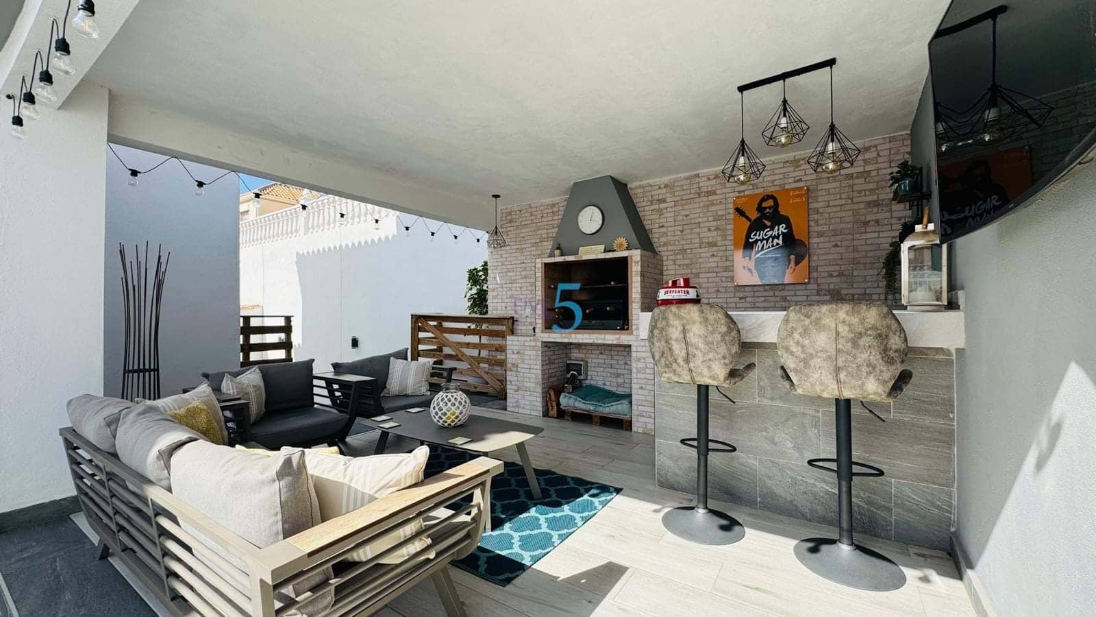 3 chambre Villa/Maison à vendre à Villamartin avec piscine garage - 465 000 € (Ref: 9311616)