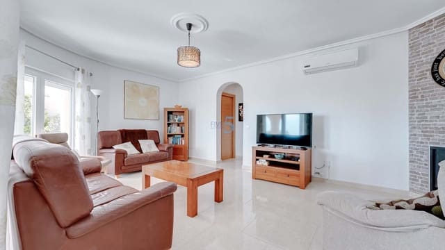 5 bedroom Villa for sale in Ciudad Quesada, Rojales with pool - € 750,000 (Ref: 9319589)