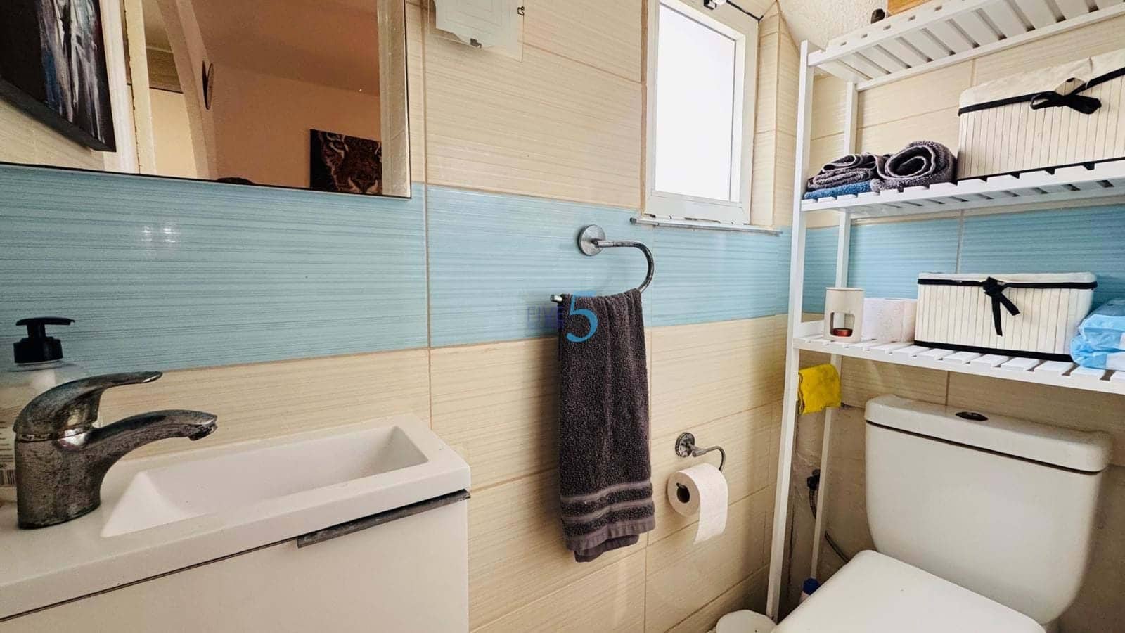 Casa de 3 habitaciones en Villamartin en venta con piscina - 255.000 € (Ref: 9319905)