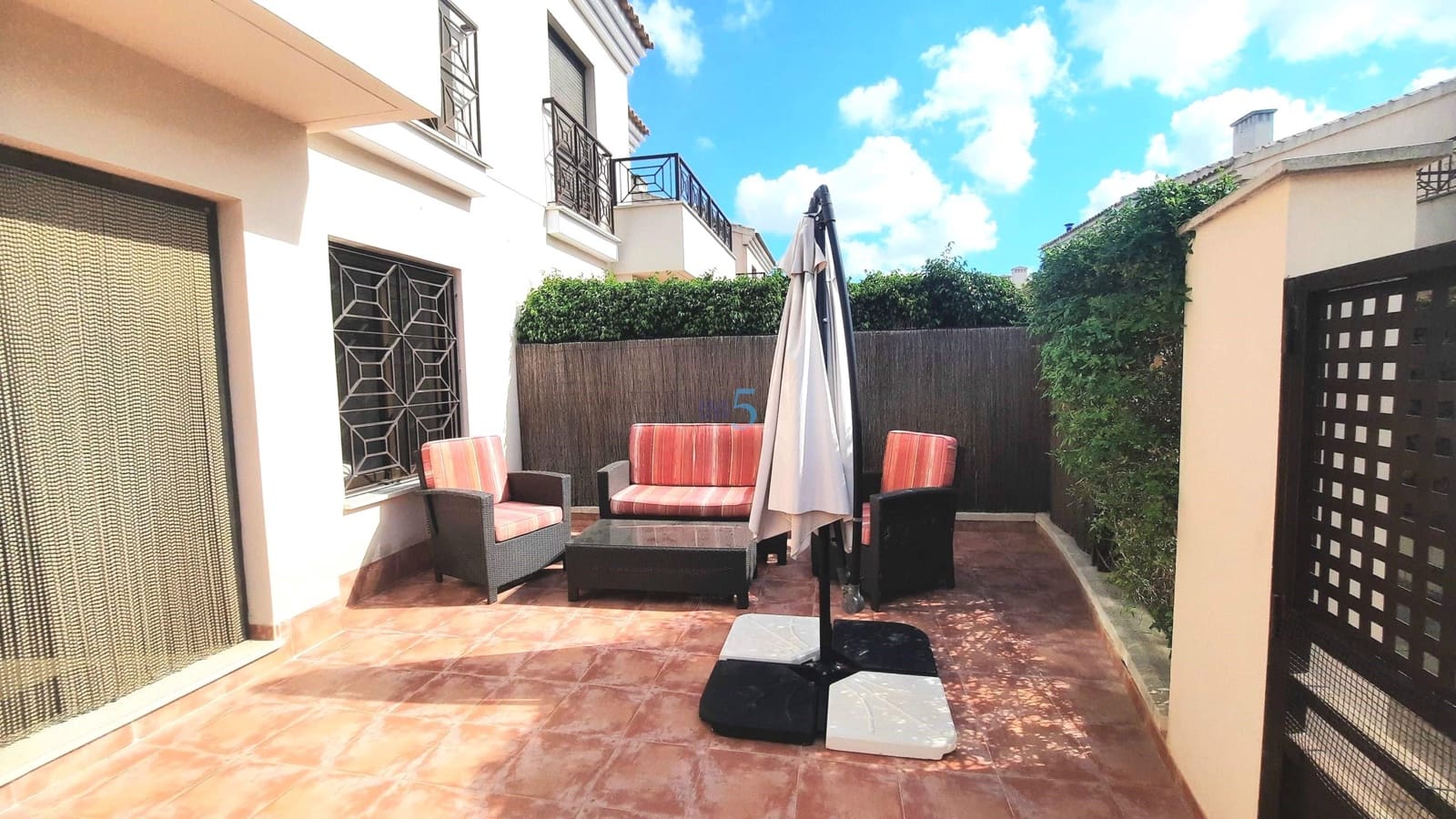 3 bedroom Townhouse for sale in Murcia city with garage - € 165,000 (Ref: 9329696)