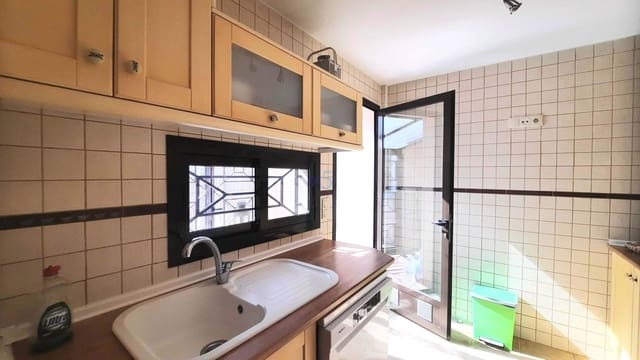 3 bedroom Townhouse for sale in Murcia city with garage - € 165,000 (Ref: 9329696)