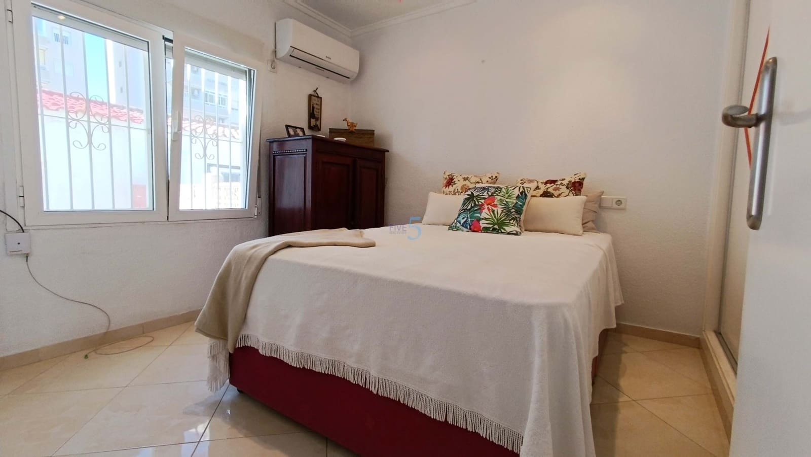 2 chambre Maison de Ville à vendre à Torrevieja - 169 000 € (Ref: 9335513)